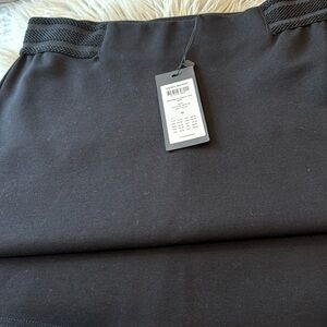 NEW BLACK  STRETCH MEDIUM SKIRT